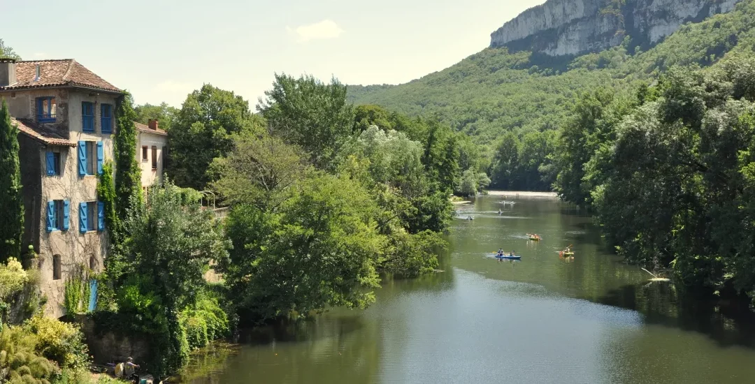 Gorges de l’Aveyron : Histoire et évasion